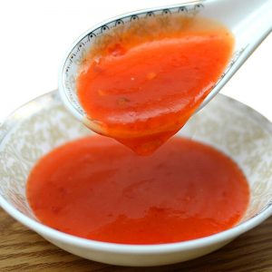 аутоматска машина за паковање чили соса